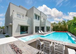 Pool image for: Villa - 5 bedrooms - 4 bathrooms for sale in Meadows 5 - Meadows - Dubai, Image 1