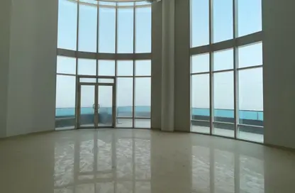 Apartment - 6 Bedrooms - 7 Bathrooms for sale in Blue Tower - Al Majaz 3 - Al Majaz - Sharjah