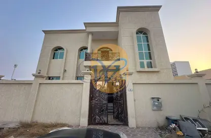Villa - 7+ Bedrooms - 7+ Bathrooms for rent in Khuzam - Ras Al Khaimah