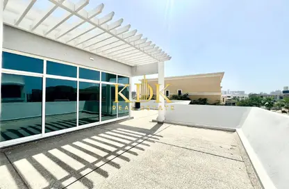 فيلا - 4 غرف نوم - 6 حمامات للايجار في البرشاء جنوب 2 - جنوب البرشاء - البرشاء - دبي