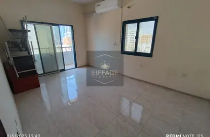 Apartment - 2 Bedrooms - 2 Bathrooms for rent in Corniche Tower - Ajman Corniche Road - Ajman