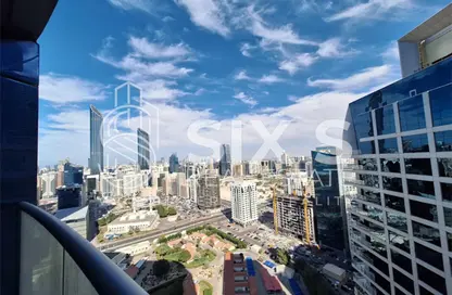 شقة - 4 غرف نوم - 5 حمامات للايجار في وايف تاور - شارع الكورنيش - أبوظبي