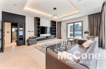 Villa - 5 Bedrooms - 6 Bathrooms for rent in Garden Homes Frond O - Garden Homes - Palm Jumeirah - Dubai