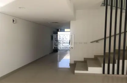 تاون هاوس - 2 غرف نوم - 2 حمامات للبيع في مساكن نسمه - ّالطي - الشارقة