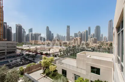 Apartment - 1 Bedroom - 2 Bathrooms for sale in Burj Views podium - Burj Views - Downtown Dubai - Dubai