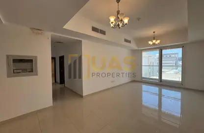 Apartment - 2 Bedrooms - 3 Bathrooms for rent in Umm Suqeim 2 - Umm Suqeim - Dubai