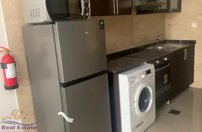 Apartment - Studio - 1 Bathroom for rent in Siraj Tower - Arjan - Dubai