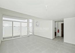Empty Room image for: Townhouse - 3 bedrooms - 4 bathrooms for sale in Arabella Townhouses 1 - Arabella Townhouses - Mudon - Dubai, Image 1