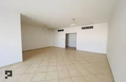Apartment - 3 Bedrooms - 3 Bathrooms for rent in Al Nabba - Sharjah