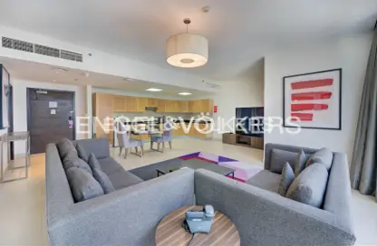 النزل و الشقق الفندقية - غرفة نوم - 2 حمامات للايجار في برج نسيمه - شارع الشيخ زايد - دبي النزل و الشقق الفندقية - غرفة نوم - 2 حمامات للايجار في برج نسيمه - شارع الشيخ زايد - دبي