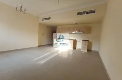 Apartment - 1 Bathroom for rent in Al Fajir Tower - Al Nahda - Sharjah