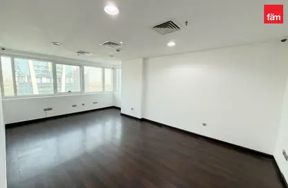 Office Space - Studio for sale in One Lake Plaza - JLT Cluster T - Jumeirah Lake Towers - Dubai