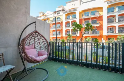 Apartment - 1 Bathroom for rent in Beverly Residence - Jumeirah Village Circle - Dubai