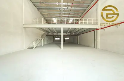 Warehouse - Studio - 1 Bathroom for rent in Dubai Investment Park 1 (DIP 1) - Dubai Investment Park (DIP) - Dubai