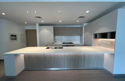 Apartment - 3 Bedrooms - 4 Bathrooms for rent in Kensington Waters - Mohammed Bin Rashid City - Dubai