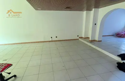 Apartment - 4 Bedrooms - 4 Bathrooms for rent in Sharqan - Al Heerah - Sharjah