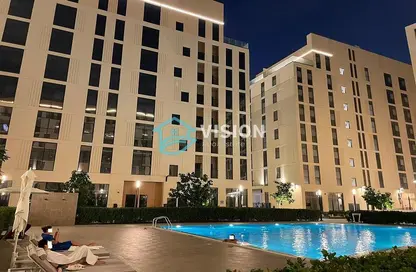 صورة لـ حوض سباحة شقة - 3 غرف نوم - 4 حمامات للبيع في سيرة - Al Mamsha - مويلح - الشارقة ، صورة رقم 1