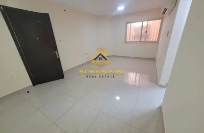Apartment - 2 Bedrooms - 2 Bathrooms for rent in Shareat Al Mutaredh - Al Mutarad - Al Ain