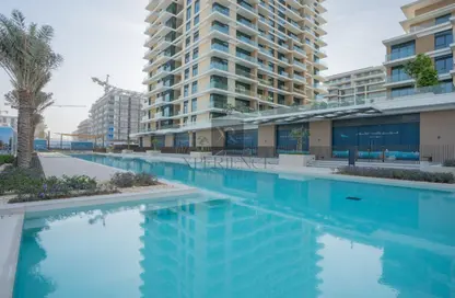 Apartment - 2 Bedrooms - 2 Bathrooms for sale in Seagate Building 1 - Seagate - Mina Rashid - Dubai