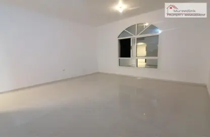 Empty Room image for: Apartment - 1 Bathroom for rent in Al Mushrif - Abu Dhabi, Image 1