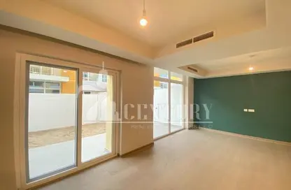 صورة لـ غرفة فارغة فيلا - 3 غرف نوم - 3 حمامات للبيع في فيلات جست كافالي - اكواليجيا - داماك هيلز 2 - دبي ، صورة رقم 1