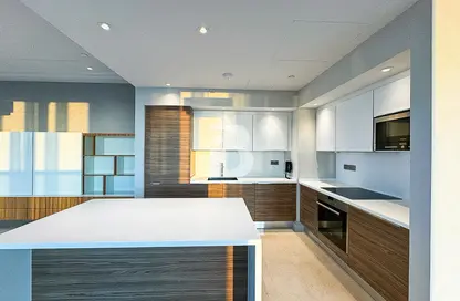 صورة لـ مطبخ شقة - 3 غرف نوم - 4 حمامات للبيع في فندق فور سيزونز - جزيرة المارية - أبوظبي ، صورة رقم 1