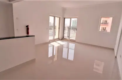 Apartment - Studio - 1 Bathroom for rent in Spanish Andalusian - Canal Residence - Dubai Sports City - Dubai