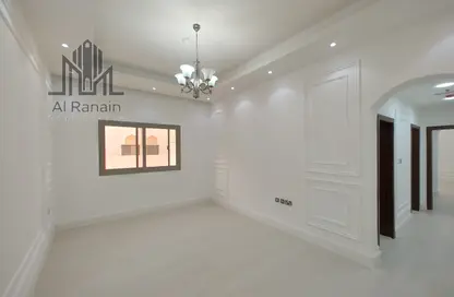 Apartment - 3 Bedrooms - 2 Bathrooms for rent in Al Zaafaran - Al Khabisi - Al Ain