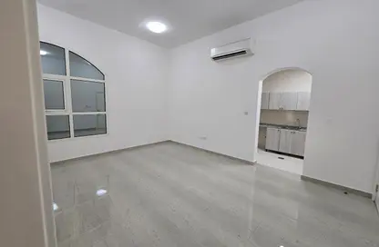 شقة - غرفة نوم - 1 حمام للايجار في مدينة الرياض - أبوظبي