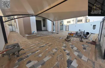 Villa - 5 Bedrooms - 7 Bathrooms for sale in Al Mowaihat 2 - Al Mowaihat - Ajman