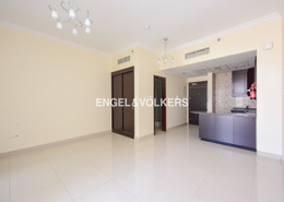 Spacious | 35K In 12 Cheques | Good Condition