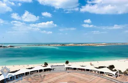 دوبلكس - 4 غرف نوم - 6 حمامات للايجار في برج بالغيلم - شارع الكورنيش - أبوظبي