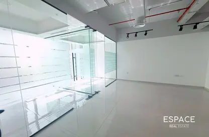 مكتب - استوديو للايجار في برج بارك لين - الخليج التجاري - دبي