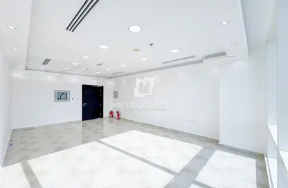 Office Space - Studio - 1 Bathroom for sale in Tamani Art Tower - Business Bay - Dubai