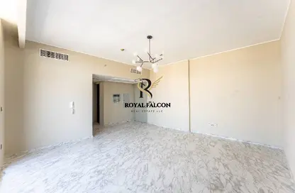 شقة - 2 غرف نوم - 3 حمامات للايجار في 5 افينيو ريزيدنس - افينيو ريزدنس - الفرجان - دبي