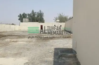 مستودع - استوديو - 8 حمامات للبيع في الصجعة الصناعية - آلصجعه - الشارقة