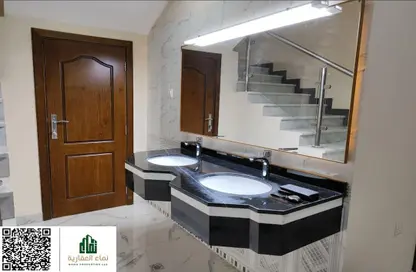 Villa - 5 Bedrooms - 7+ Bathrooms for sale in Al Yasmeen 1 - Al Yasmeen - Ajman