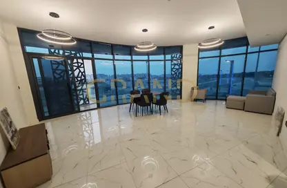 Apartment - 2 Bedrooms - 3 Bathrooms for rent in The Gate - Masdar City - Abu Dhabi