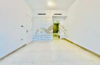Apartment - 1 Bedroom - 2 Bathrooms for rent in Al Hamriya - Bur Dubai - Dubai