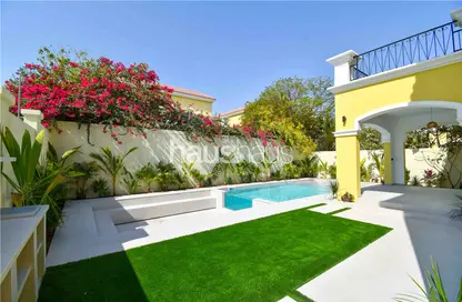 Villa - 4 Bedrooms - 5 Bathrooms for sale in Legacy - Jumeirah Park - Dubai