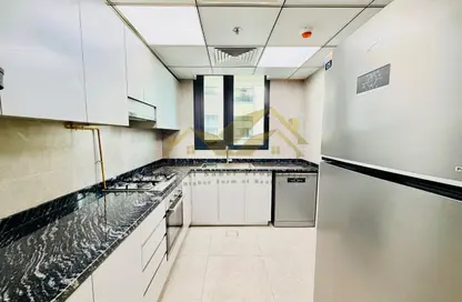 Apartment - 1 Bedroom - 2 Bathrooms for rent in Jumeirah Garden City - Al Satwa - Dubai