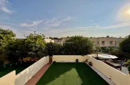 تاون هاوس - 3 غرف نوم - 3 حمامات للايجار في الينابيع 11 - الينابيع - دبي