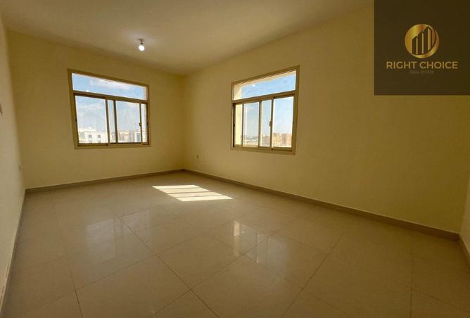 15879300 - Property Image 2