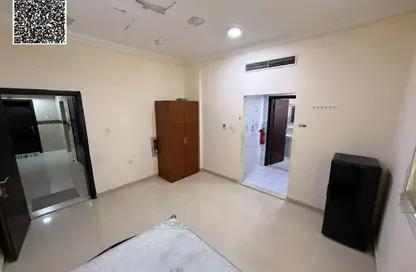 Apartment - Studio - 1 Bathroom for rent in Al Jurf Industrial 3 - Al Jurf Industrial - Ajman