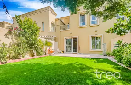 فيلا - 2 غرف نوم - 3 حمامات للايجار في الينابيع 11 - الينابيع - دبي