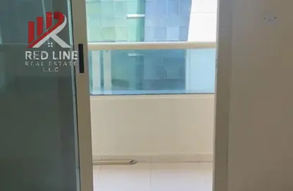 شقة - 2 غرف نوم - 3 حمامات للبيع في الخان - الشارقة