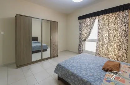 شقة - غرفة نوم - 2 حمامات للايجار في روز2 - حدائق الإمارات 1 - قرية الجميرا سركل - دبي
