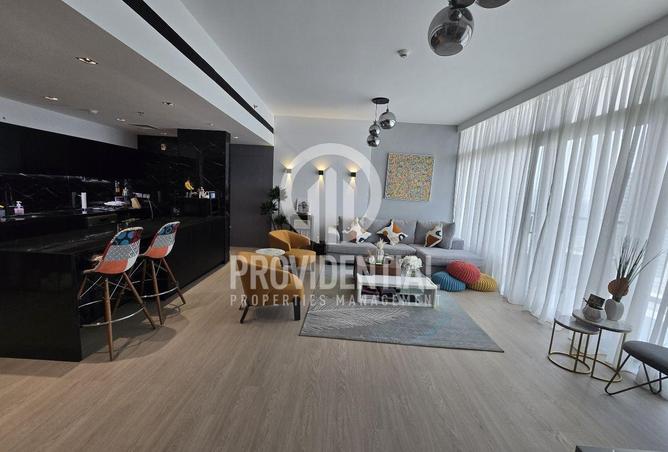 2+M | Fully Renovated | Spacious Unit | Best Price