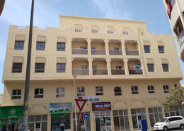 Buzzling Area, good for Shops near Gubaiba Bus station