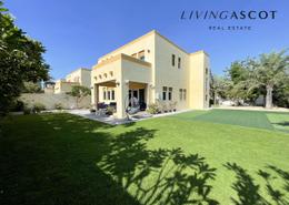Villa - 3 bedrooms - 4 bathrooms for rent in Heritage - Jumeirah Park - Dubai